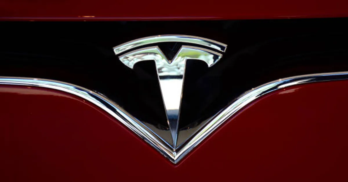 U.S. Senators Call for Investigation into Tesla’s Full Self-Driving After Railroad Incident