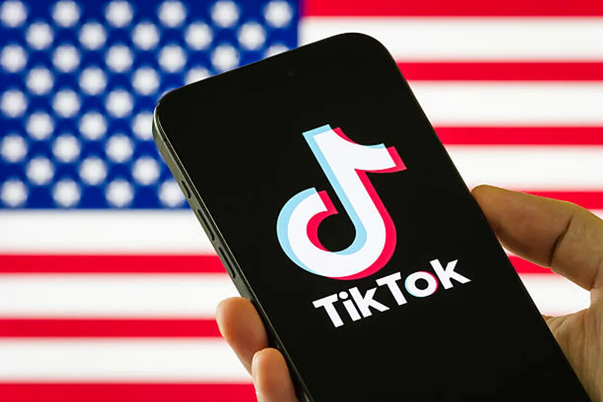 U.S. Senator Demands Trump Explain His TikTok Divestment Plan