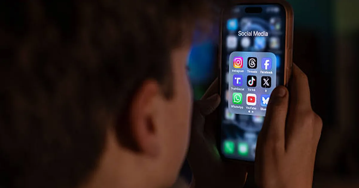 UK Weighs Australia-Style Social Media Ban to Protect Children Online