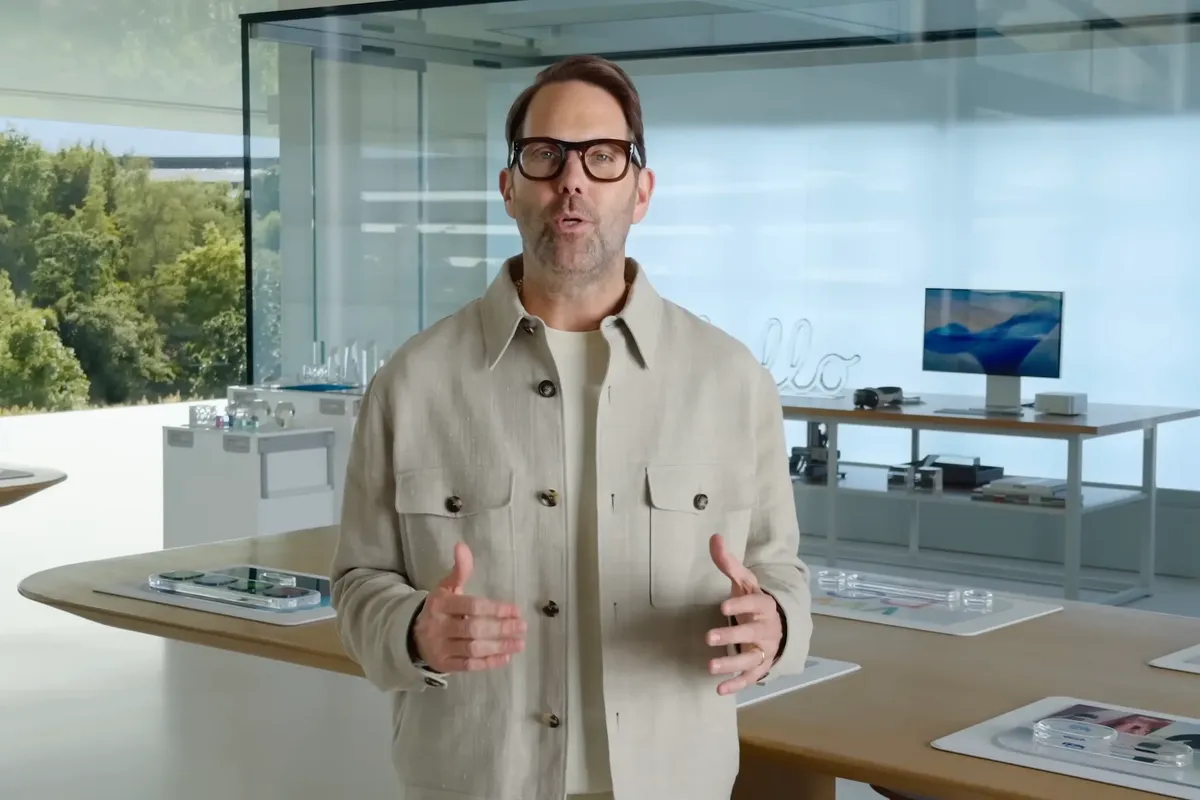 Apple Design Chief Alan Dye Moves to Meta as Tech Talent Shuffle Gathers Pace