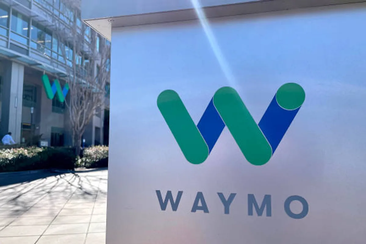 Waymo Robotaxis Stall During San Francisco Power Outage, Prompting Safety and Regulation Questions