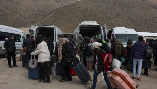 Hundreds of Iranians Cross Into Turkey as Conflict Escalates
