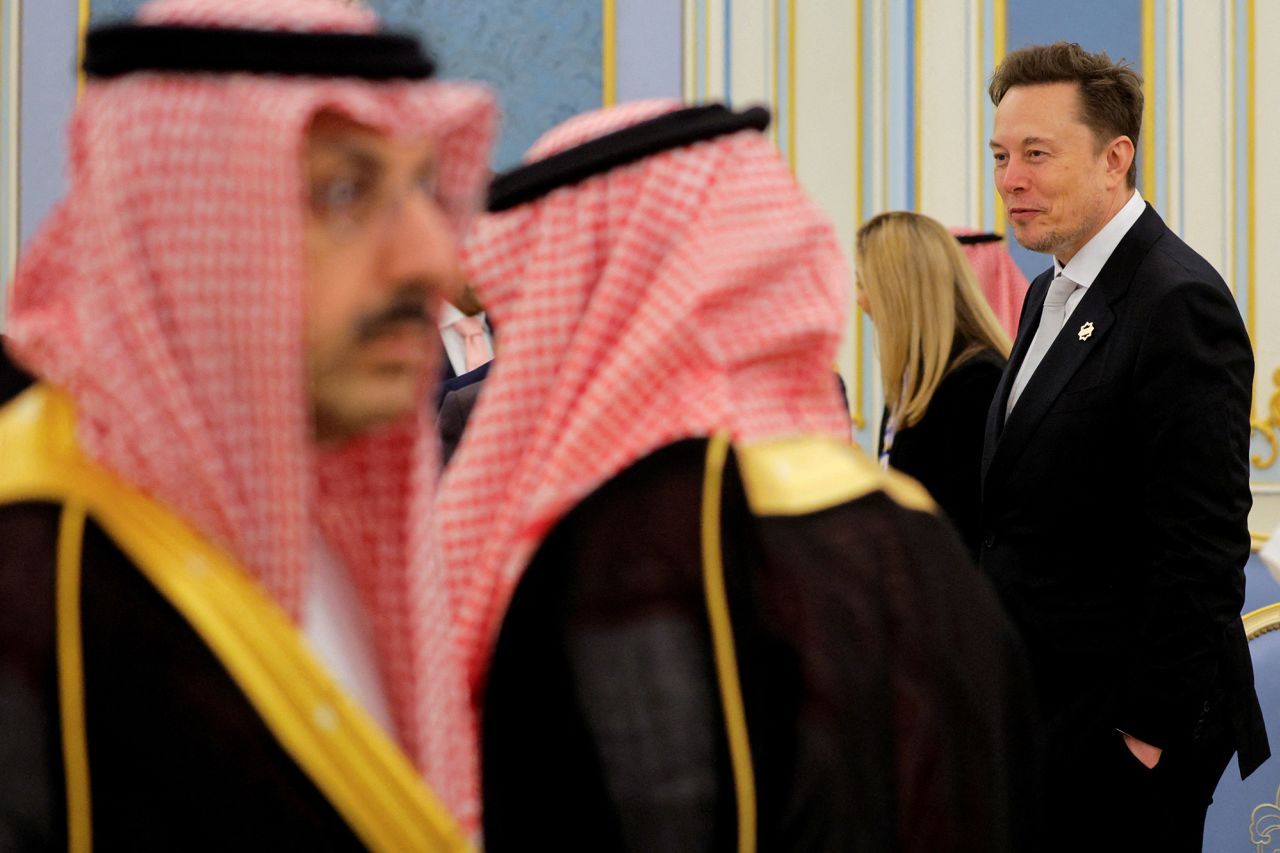 Saudi Crown Prince Hosts Elon Musk and Top Tech CEOs in Riyadh Royal Court Meeting
