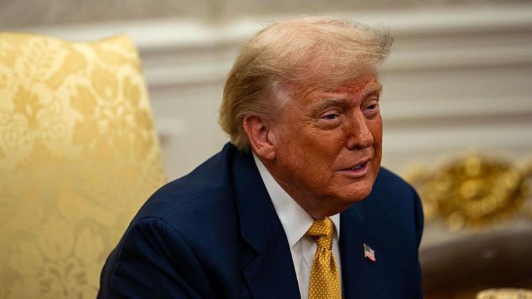 Trump Threatens to Block Washington Commanders’ Stadium Deal Over Name Change