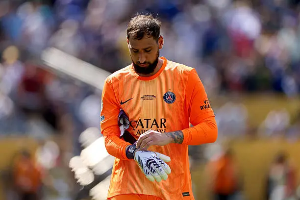 PSG Goalkeeper Gianluigi Donnarumma Announces Departure Amid Controversy