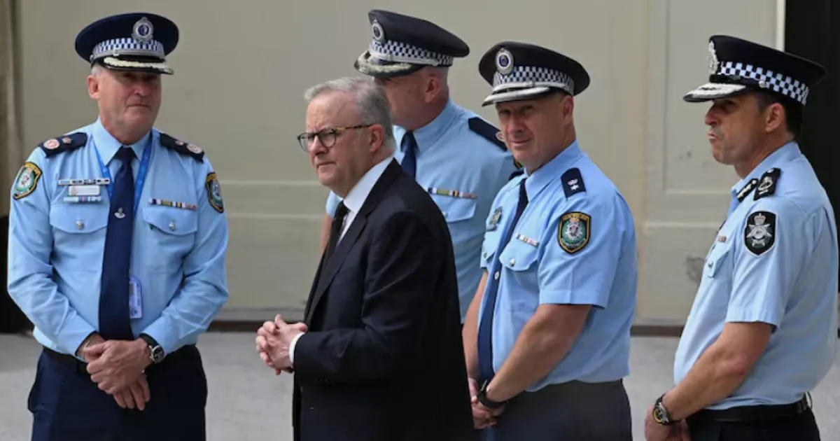 Australia’s Albanese Faces Growing Pressure From Israel After Bondi Beach Attack