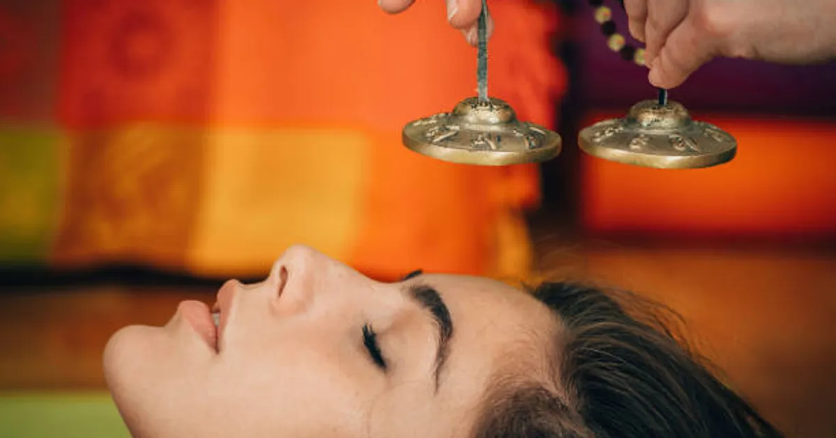 Sound Healing & Meditation: Evidence-Backed Benefits for 2025