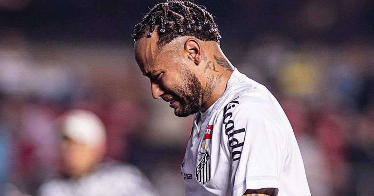 Neymar in Tears After Santos’ Stunning 6-0 Loss to Vasco da Gama