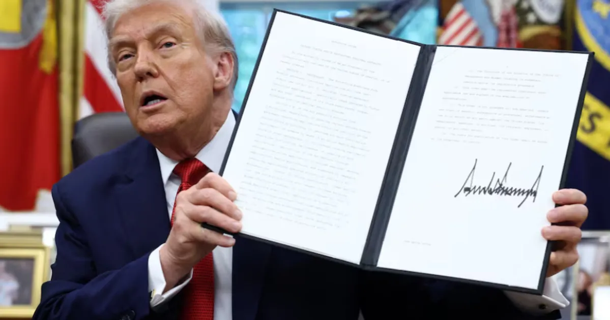 Trump Signs Order Approving TikTok Sale, Valuing Deal at $14 Billion