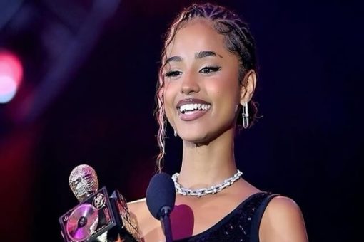 Tyla Triumphs at 2025 AMAs, Clinches Favorite Afrobeats Artist Over Nigerian Contenders