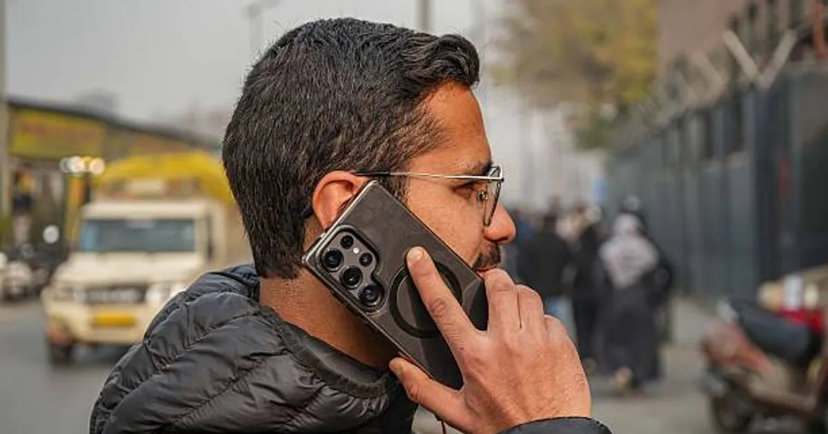 Amnesty Sounds Alarm Over India’s Proposed Always-On Phone Tracking Plan