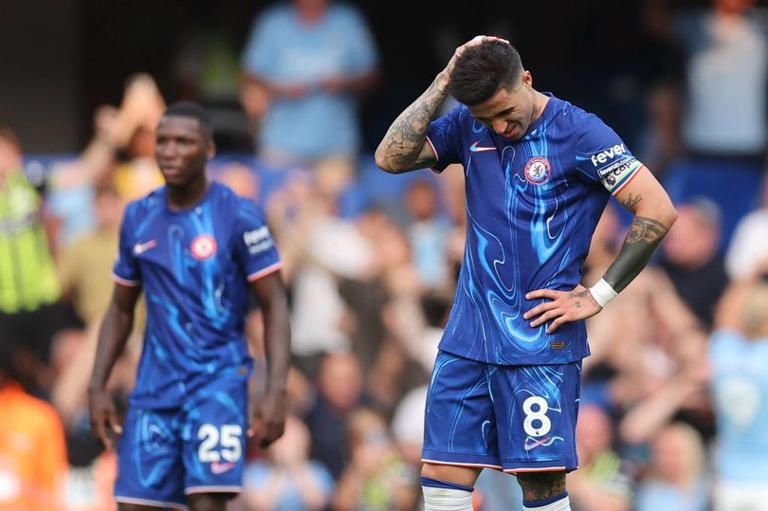 Chelsea Edge Manchester United 1-0 as Cucurella's Header Secures Crucial Win