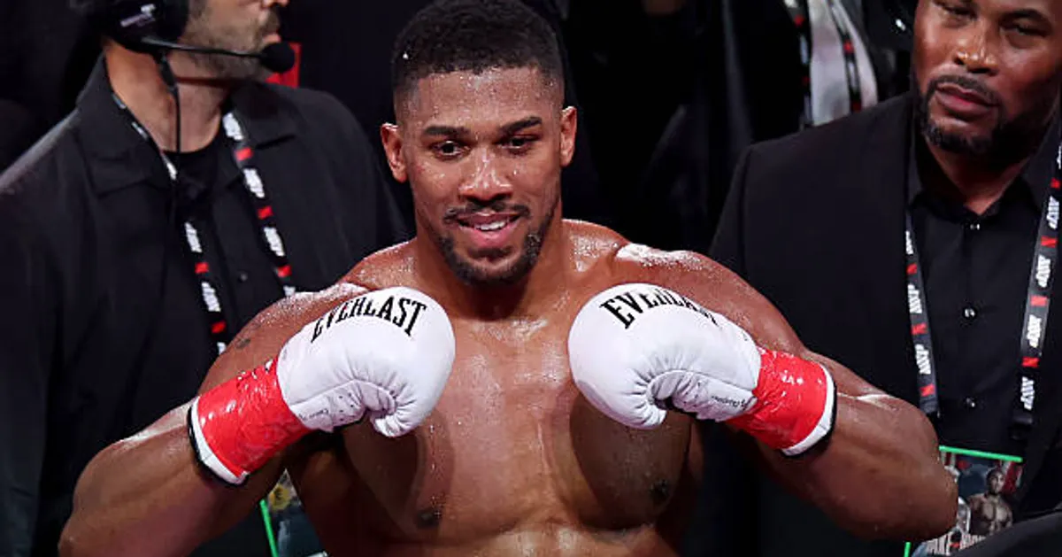Anthony Joshua Injured in Nigeria Car Crash That Killed Two Close Friends