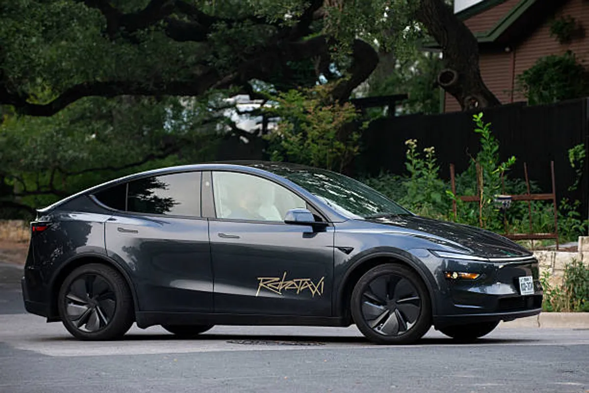 Tesla to Double Austin Robotaxi Fleet in December, Says Musk