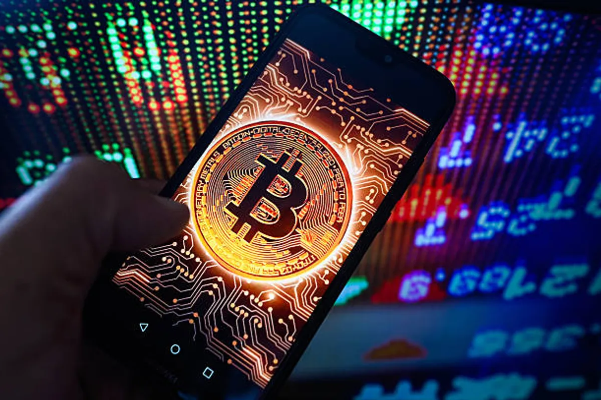 Bitcoin Ends October With First Monthly Loss Since 2018 Amid Market Slowdown