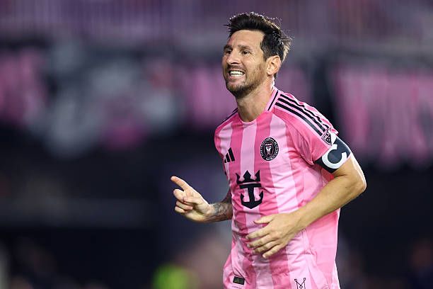 Lionel Messi Nears Historic Non-Penalty Goal Record, Outpacing Cristiano Ronaldo