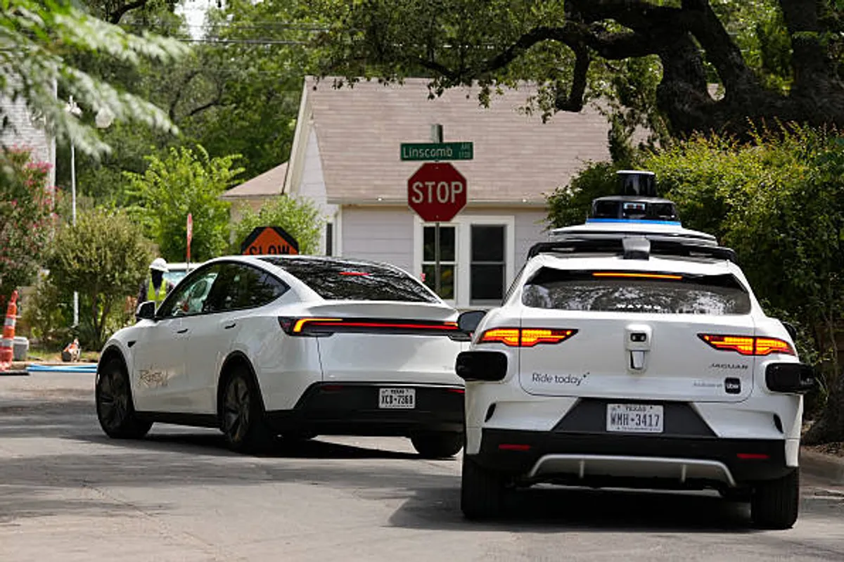 Tesla’s NYC Robotaxi Push Sparks Legal Questions Amid Bold Expansion