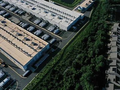 U.S. Data Centers Urged to Cut Power Use to Reduce Grid Strain