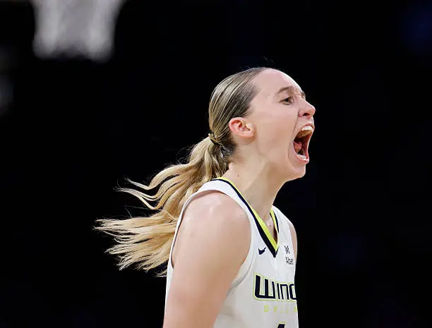 Wings’ Paige Bueckers Wins WNBA Rookie of the Year Award