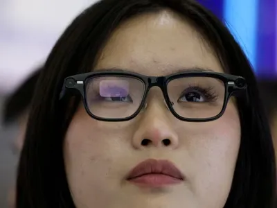 Alibaba Launches Quark AI Glasses, China Enters Global Wearables Race