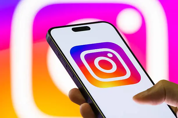 Meta to Roll Out Ad-Free Facebook and Instagram Subscriptions in the UK