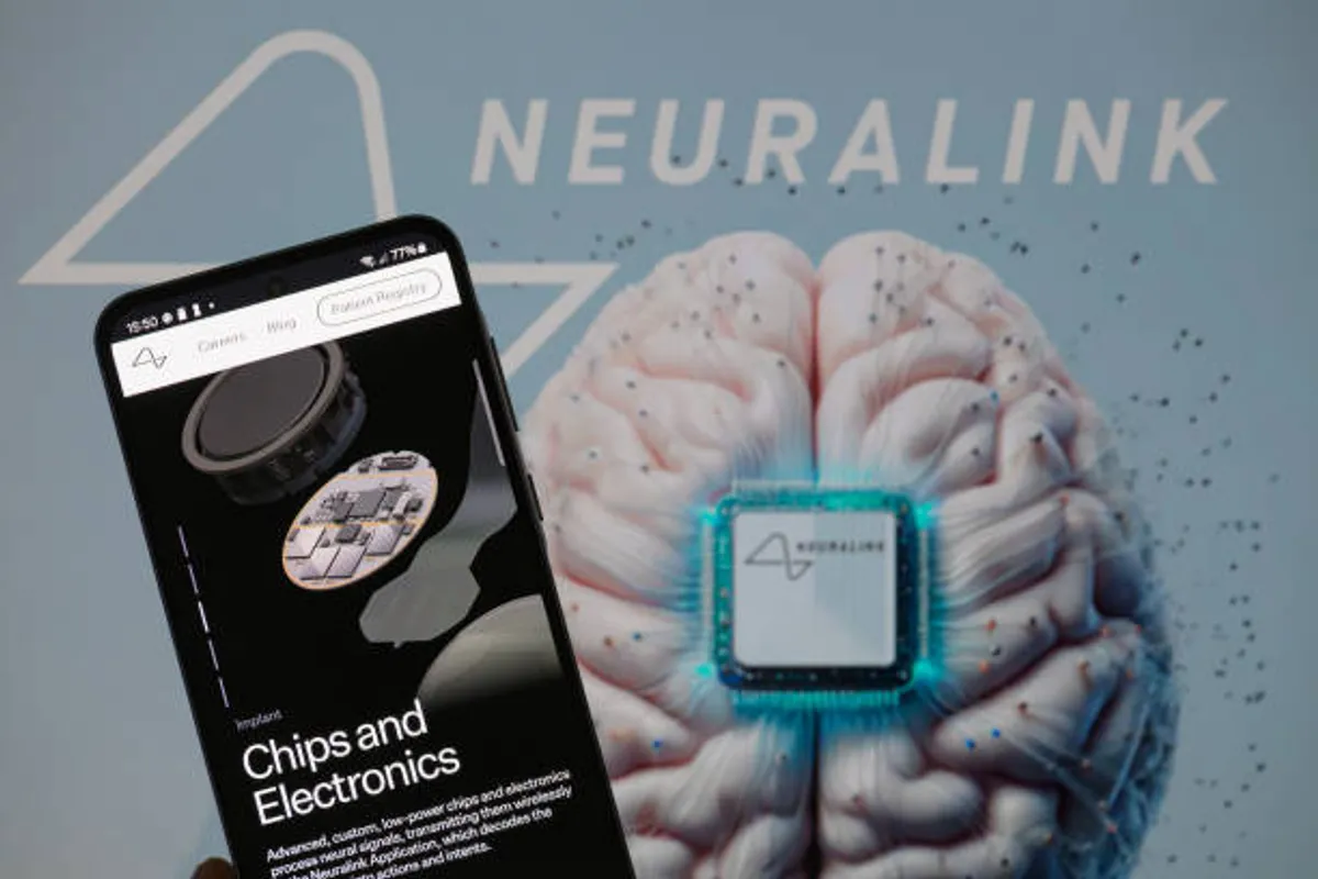Musk Says Neuralink to Begin Mass Production of Brain Implants by 2026