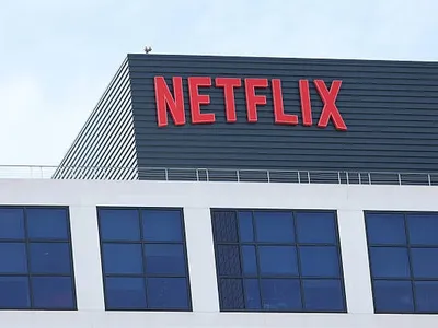 Trump Bought Over $1M in Netflix Bonds During Warner Bros Bidding War
