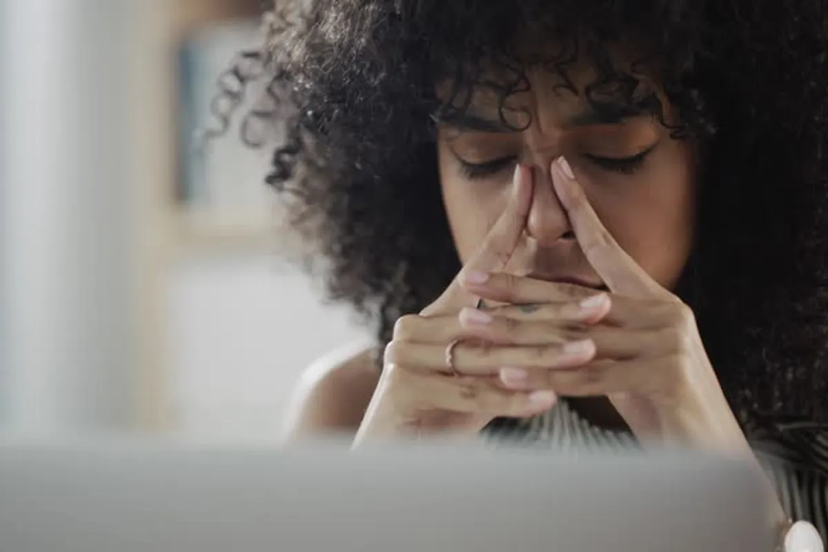 Burnout at Work: Early Warning Signs & Prevention Strategies