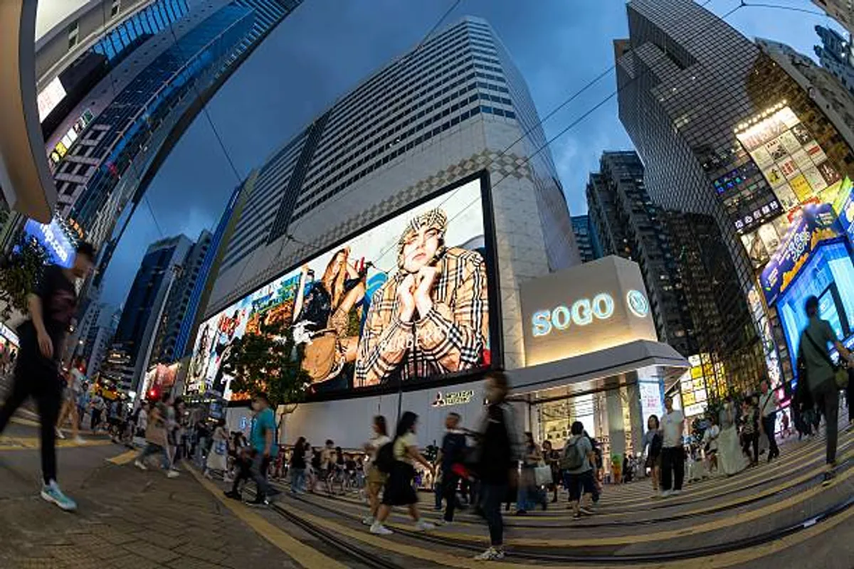 Hong Kong to Ease Digital-Asset Rules and Launch Tokenisation Pilot Scheme