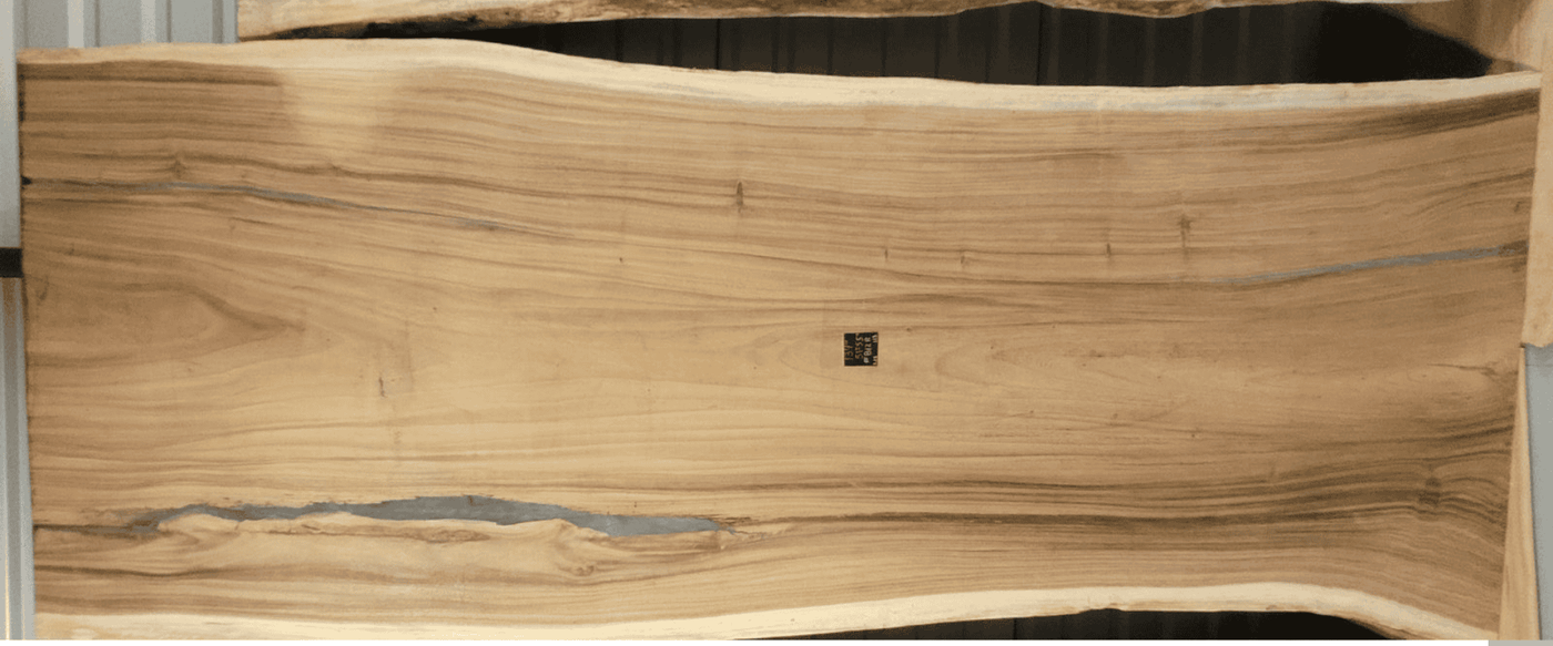 How To Use Live-Edge Slabs in Outdoor Space image