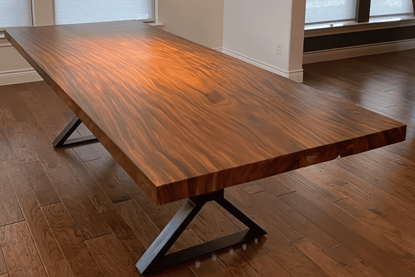 The Real Difference Between Cheap and Premium Live Edge Tables image