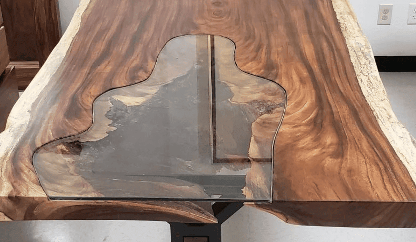 What is a Live Edge Table? image