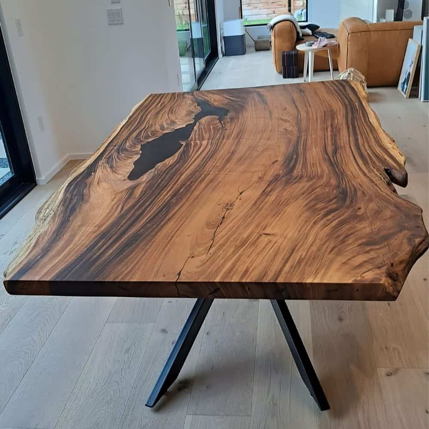 Live Edge Table