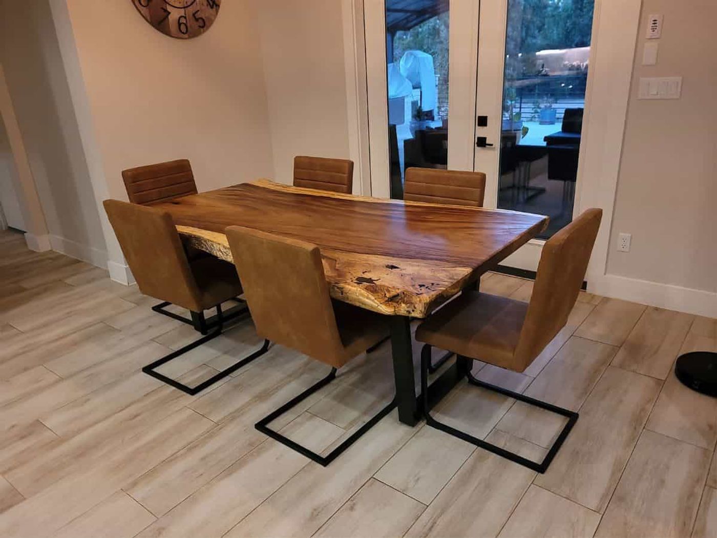 Guanacaste Wood Live Edge Dining Table and Chairs Set