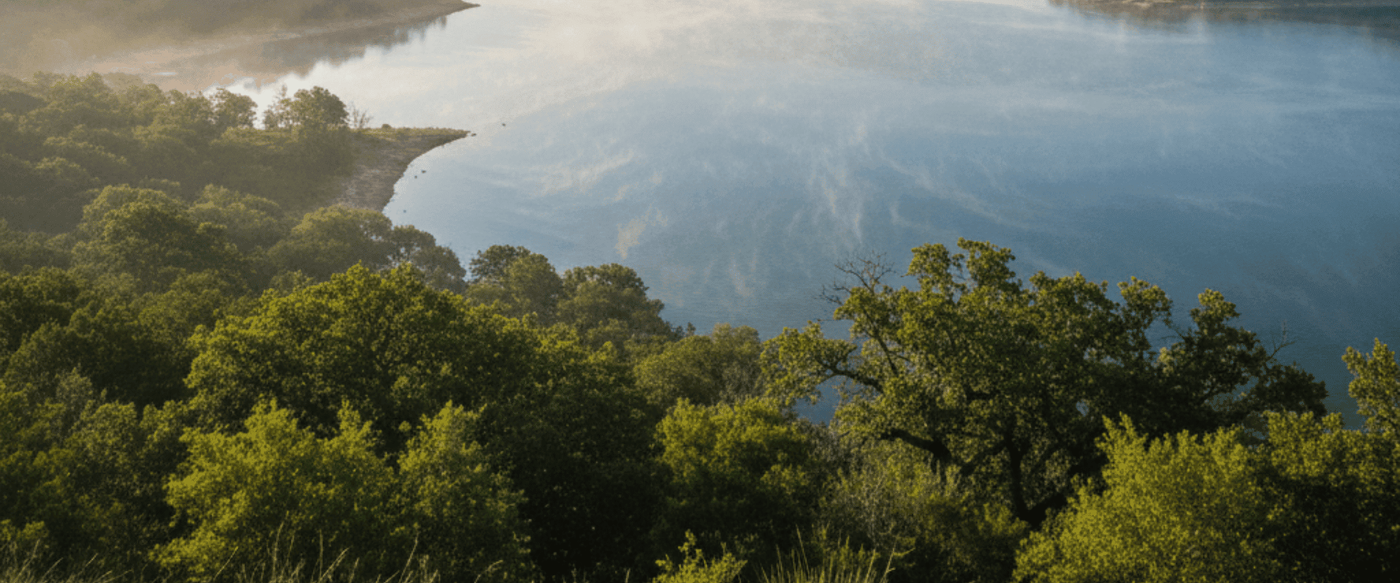 Lake Travis Vacation Homes: Furniture That Withstands Humidity image
