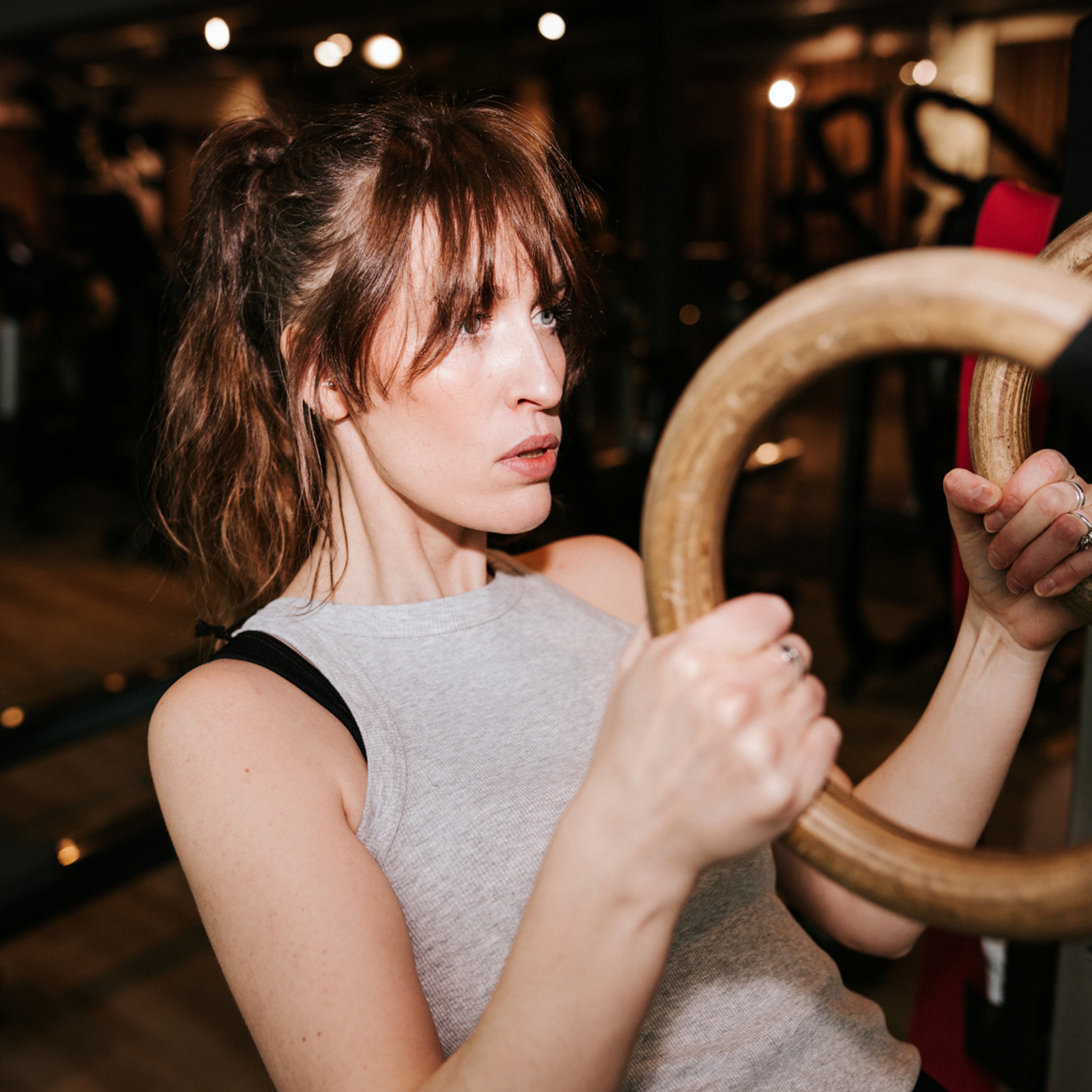 Grupp på spinningcyklar