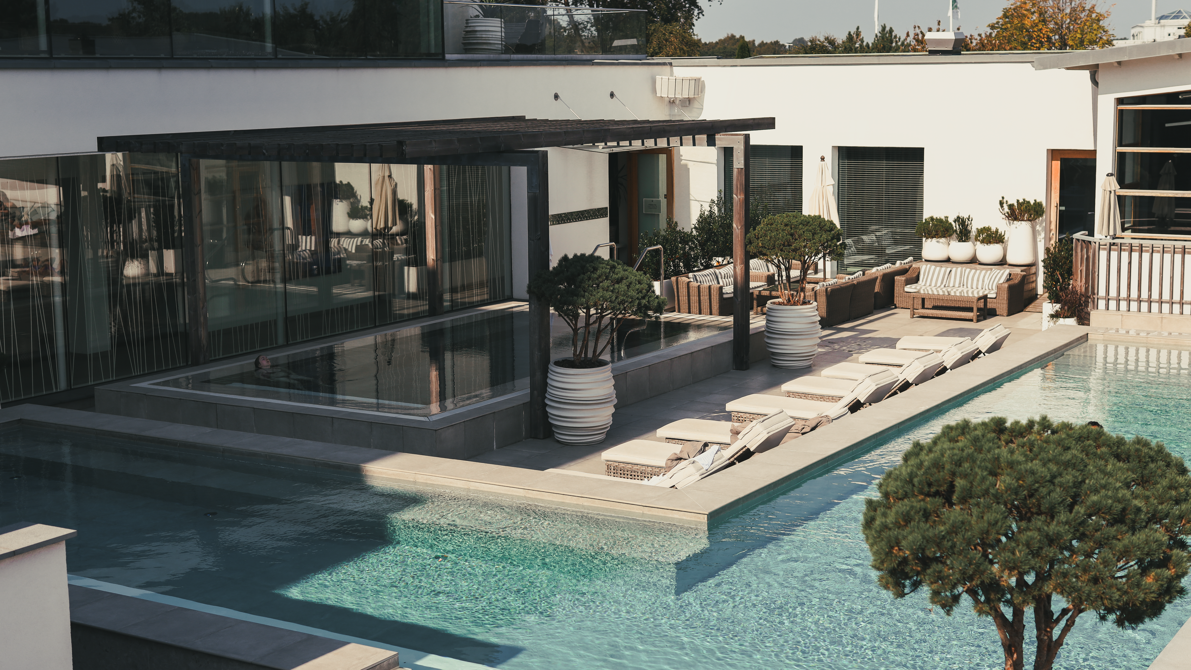Pool Club