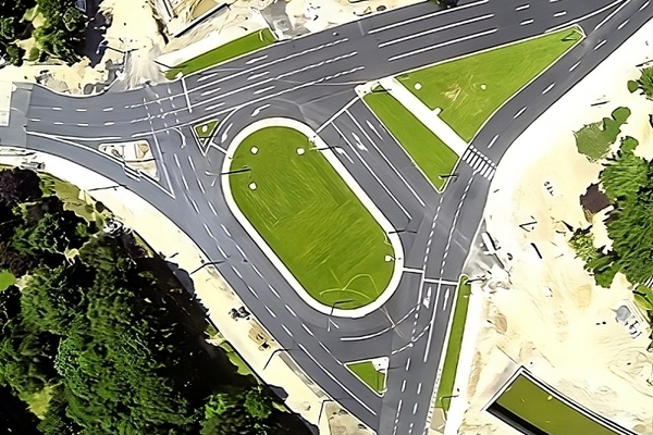 Acces rapid la principalele artere de circulație