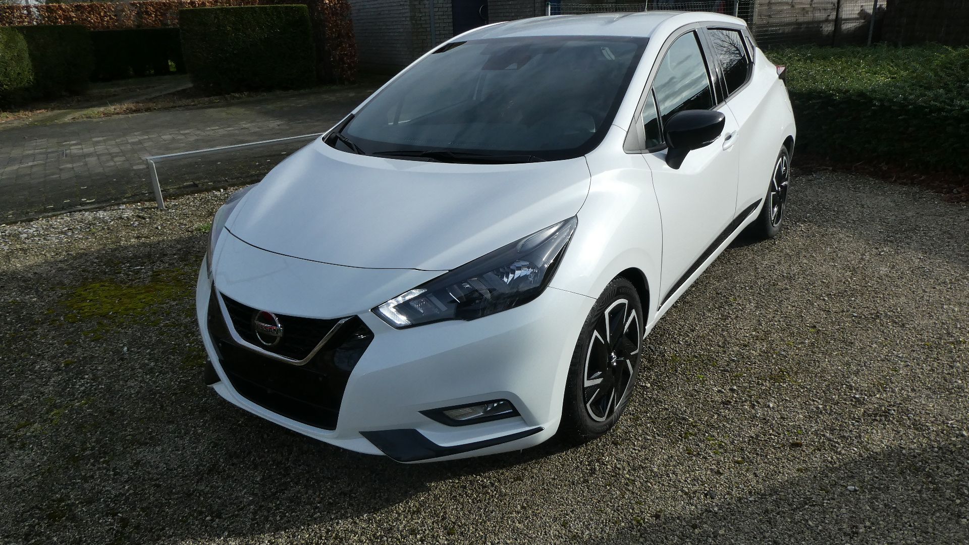 Nissan Micra 999cc automaat