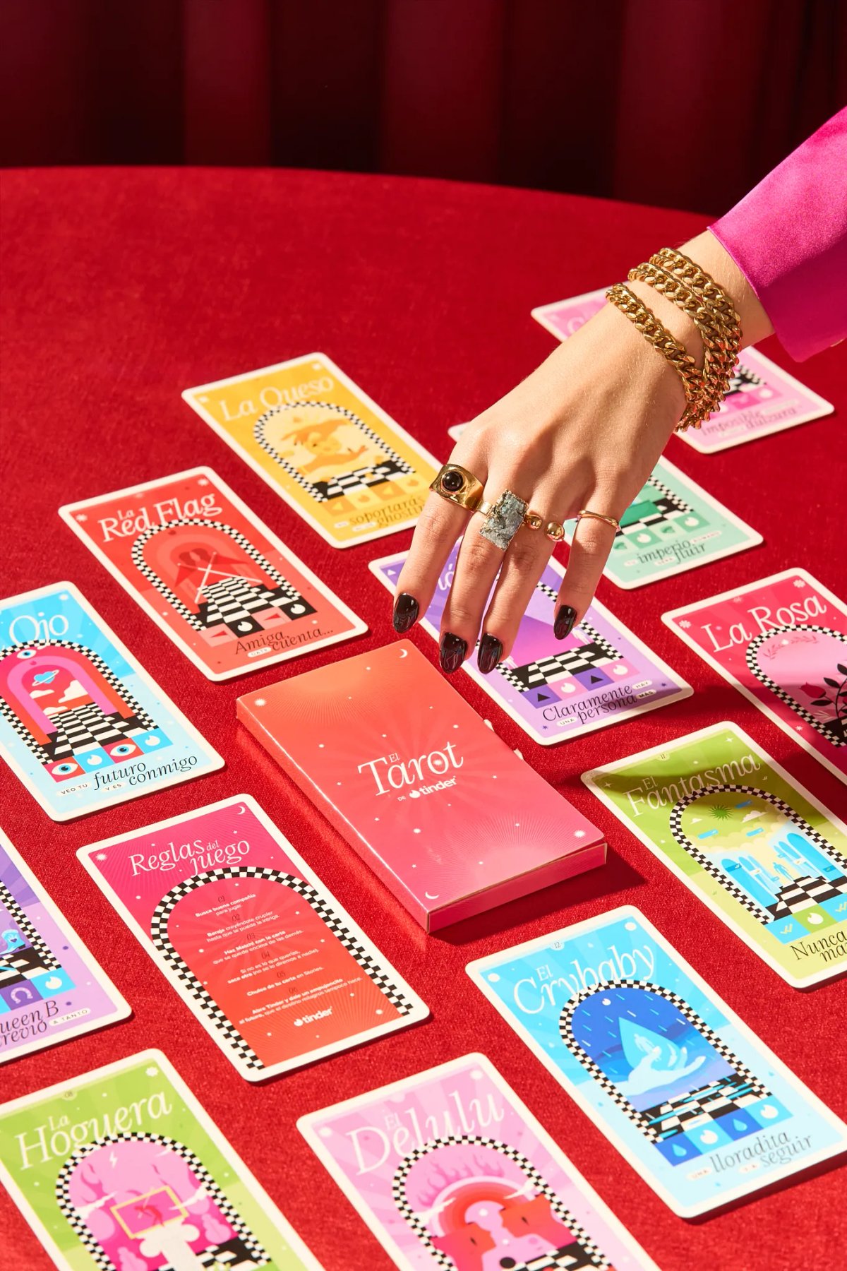 2024_04_10_Shooting_Tarot_Tinder6717