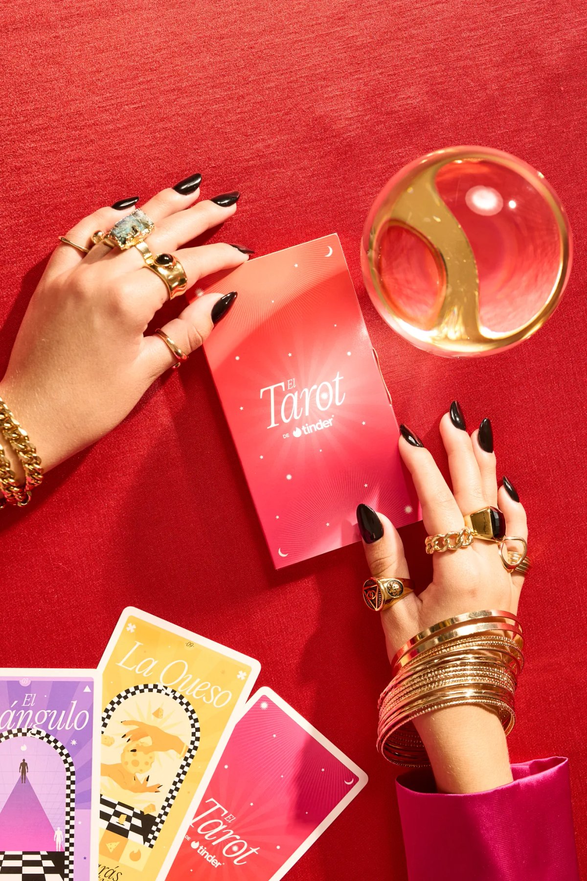2024_04_10_Shooting_Tarot_Tinder6835-1