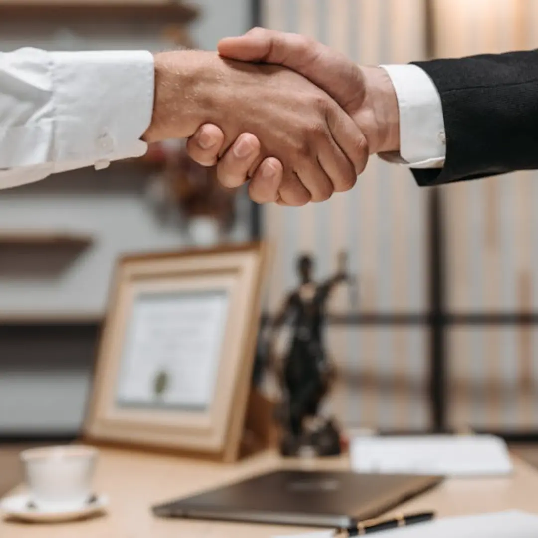 Lawyer helping with settlement