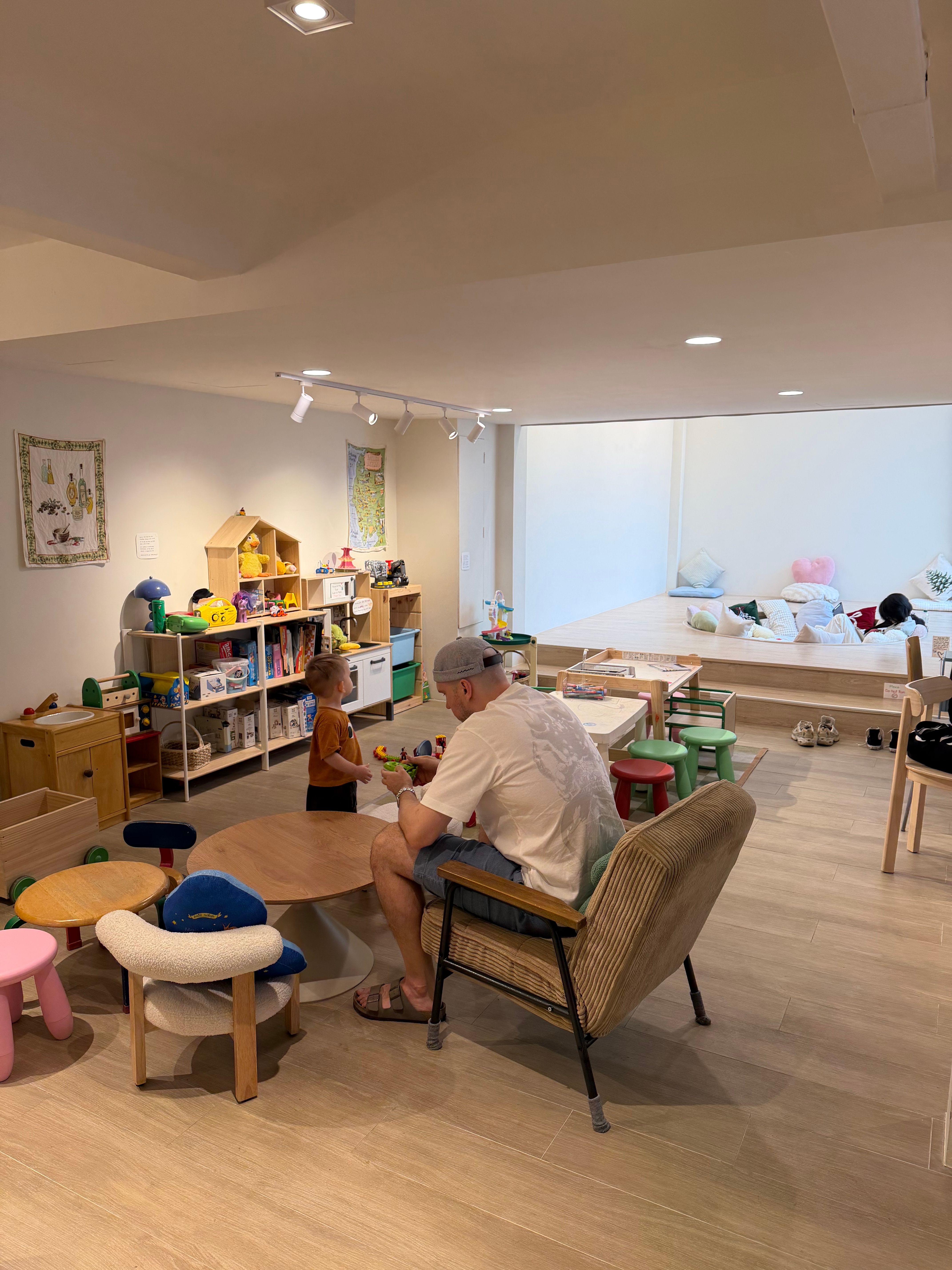 Living Room Thonglor photo