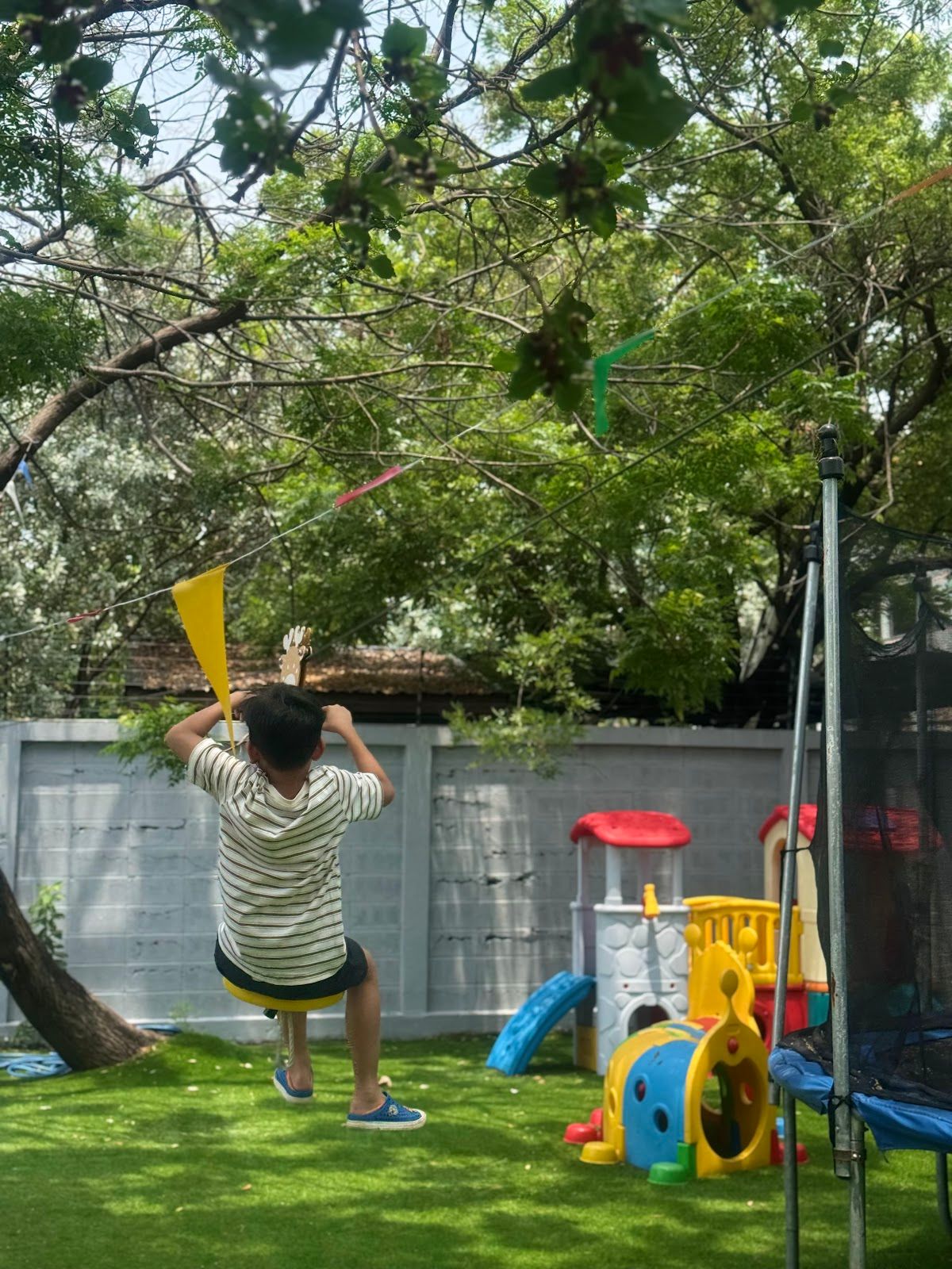 Sunny park - Image 8