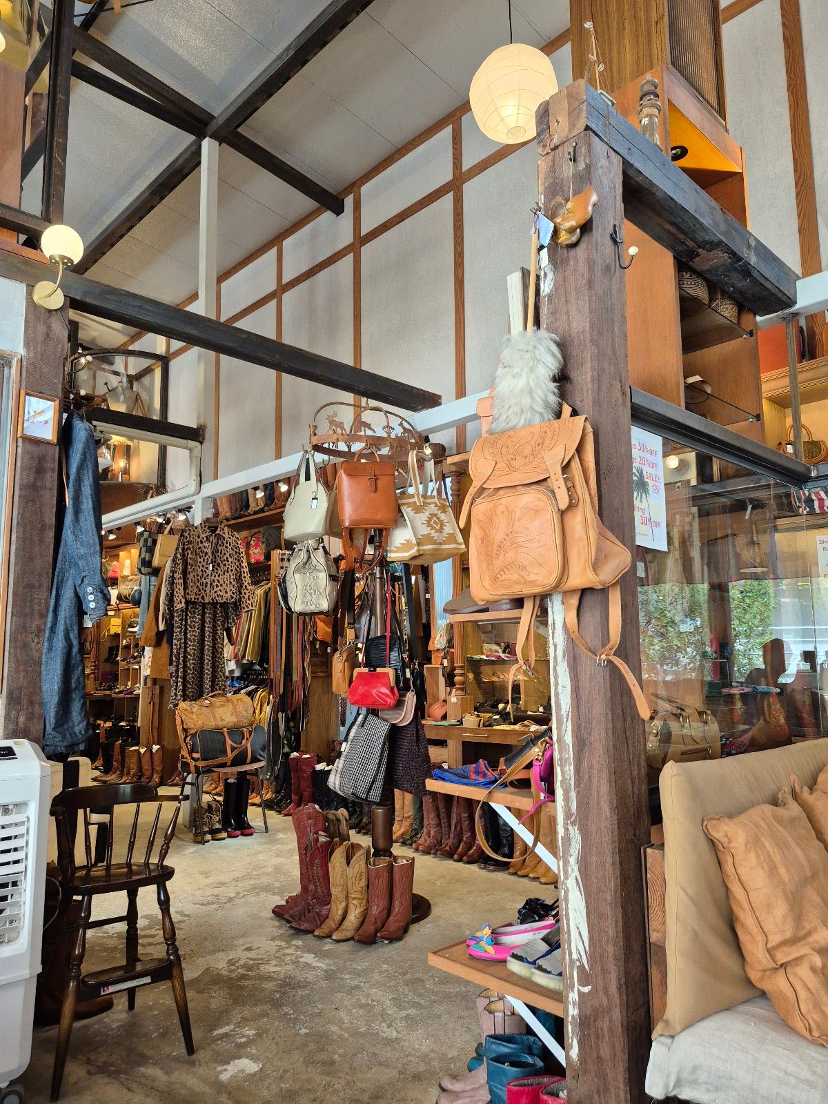 (un)FASHION - Image 7