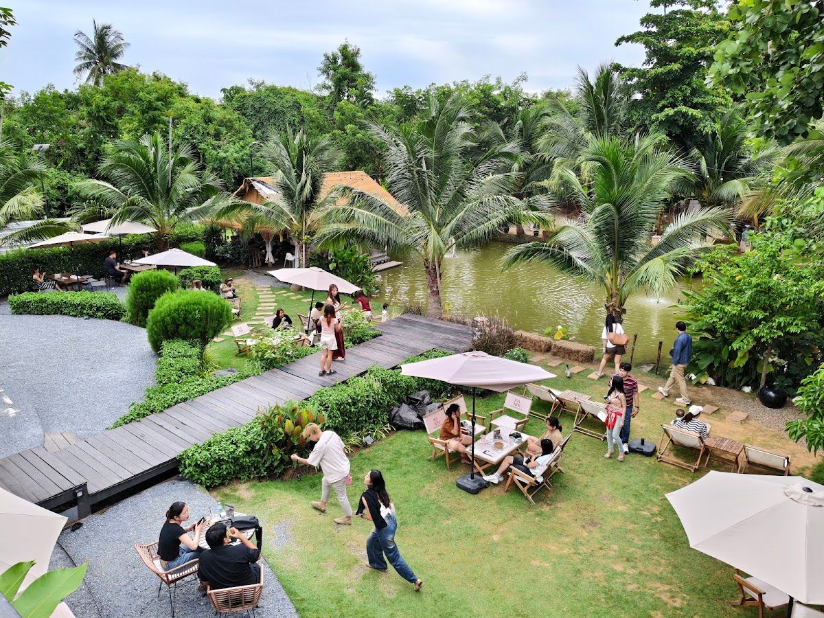 Kanin.cafe - Image 6