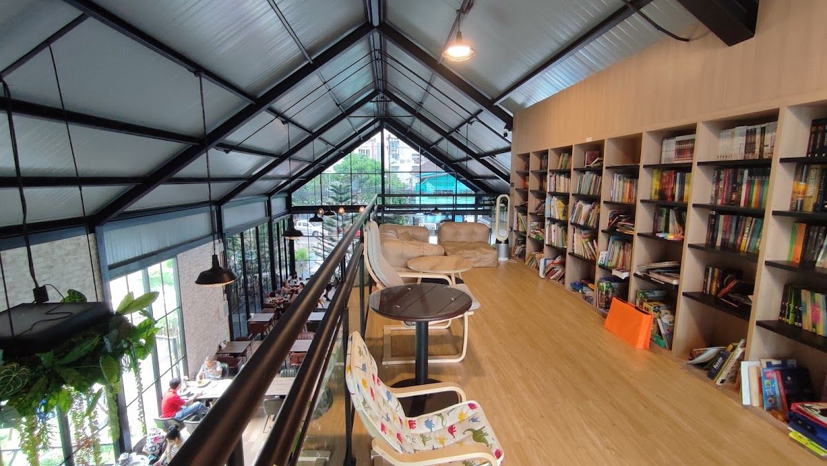 Baantonkla Cafe - Image 1