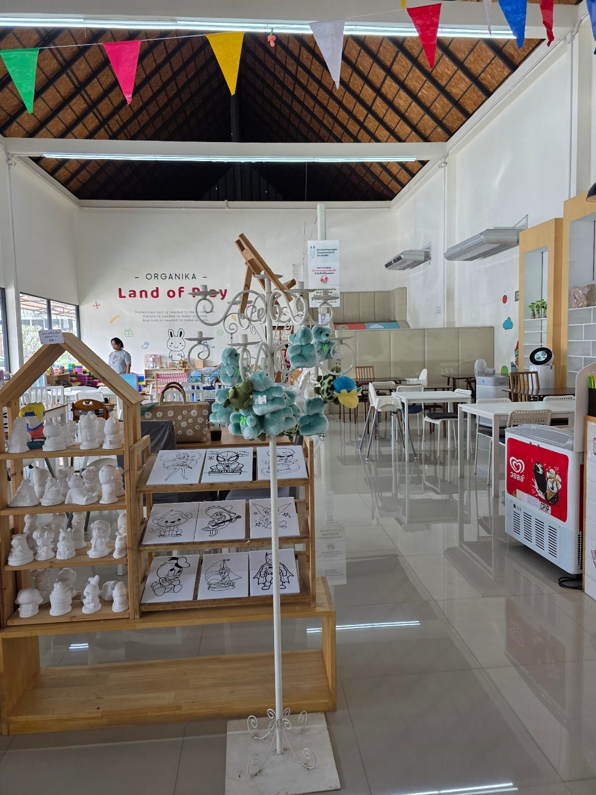 Organika Cafe And Play - Image 4