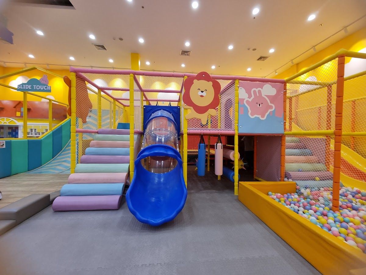 Sunday Playland - Image 1