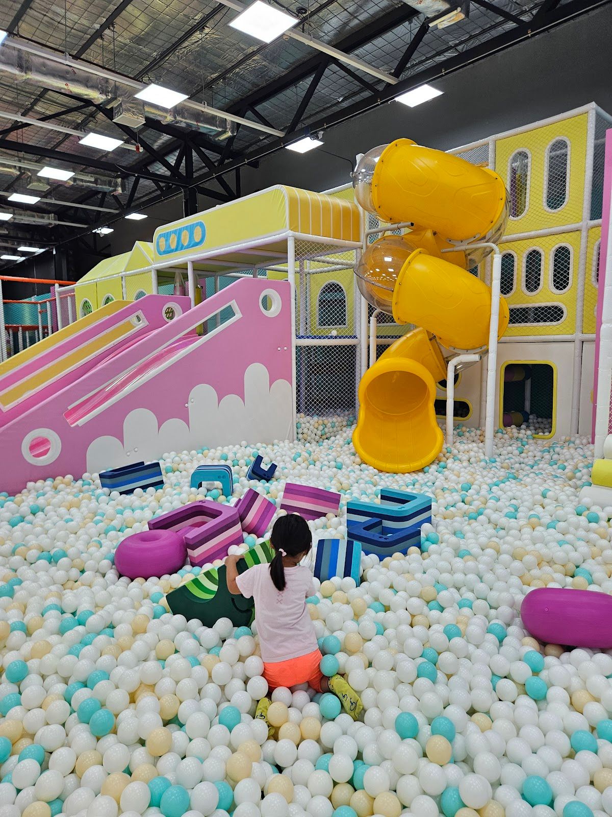 Kid’s Box by Kidzooona The Street Ratchada - Image 1